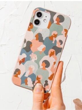 PELA CASE Sustainable iPhone 14 Case